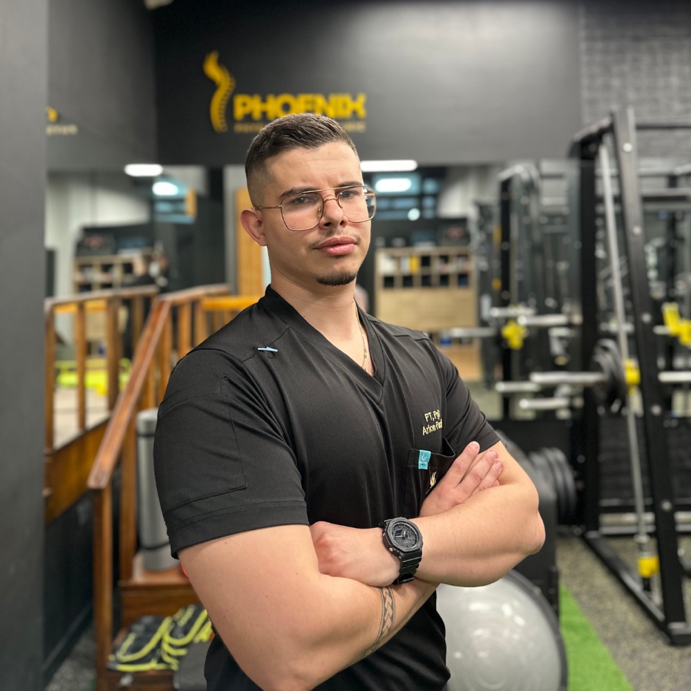 Arion Furxhiu in the Phoenix clinic gym